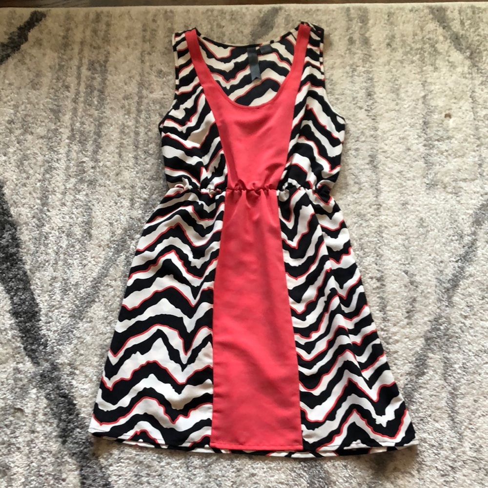 Women’s dress